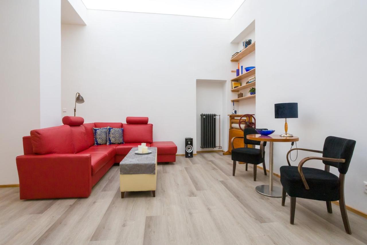 Luxusni Velky Apartman S Terasou V Centru Litomysle Bagian luar foto